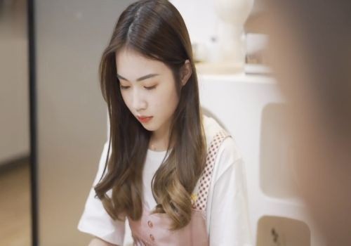 Cha dượng mất nết cưỡng hiếp con gái riêng của vợ