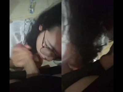 Cô em xinh ngậm chim mê muốn bắn sướng vô cifng